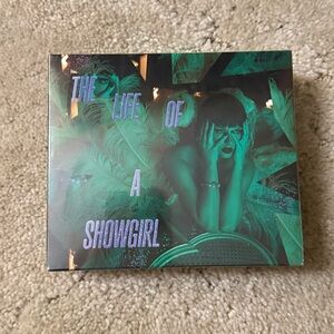 The Life of a Showgirl Deluxe CD Taylor Swift